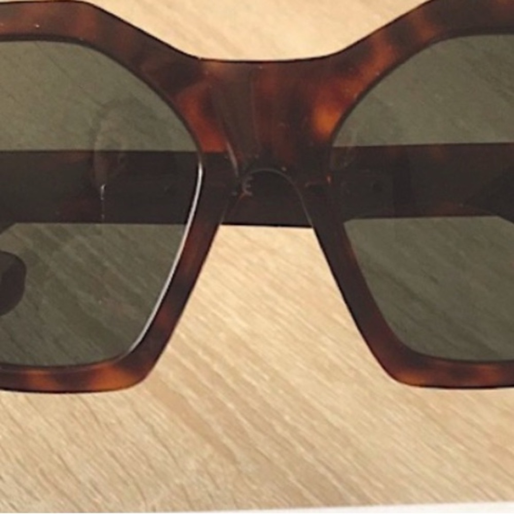 Celine Tortoise Shell Sunglasses original $485. Like new. Wore 4 times.